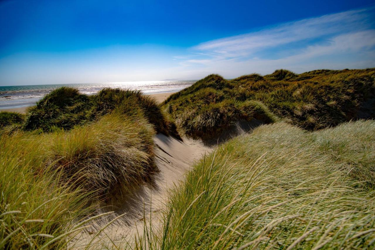 Beach Road Holiday Park Otatara Eksteriør billede