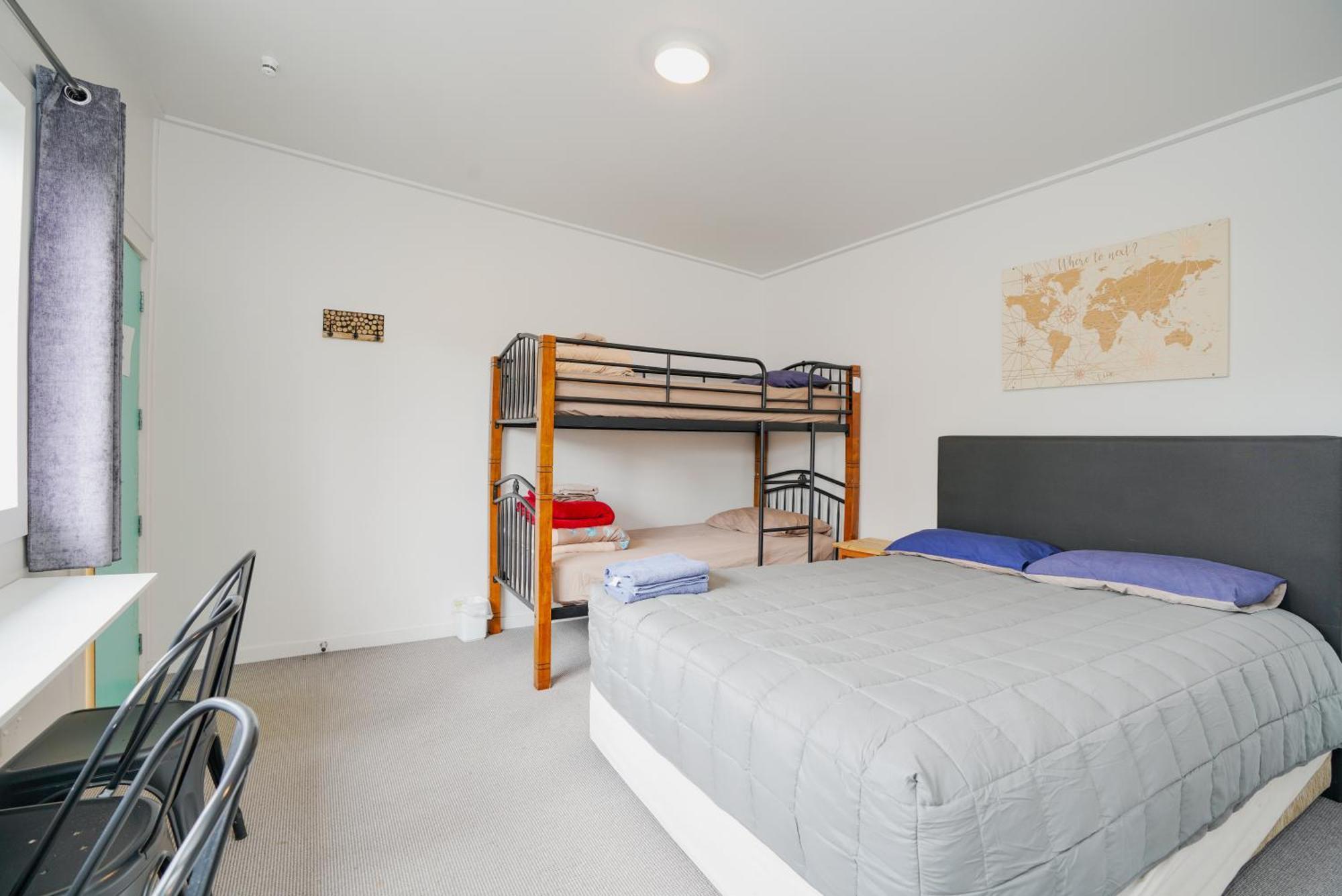 Beach Road Holiday Park Otatara Eksteriør billede