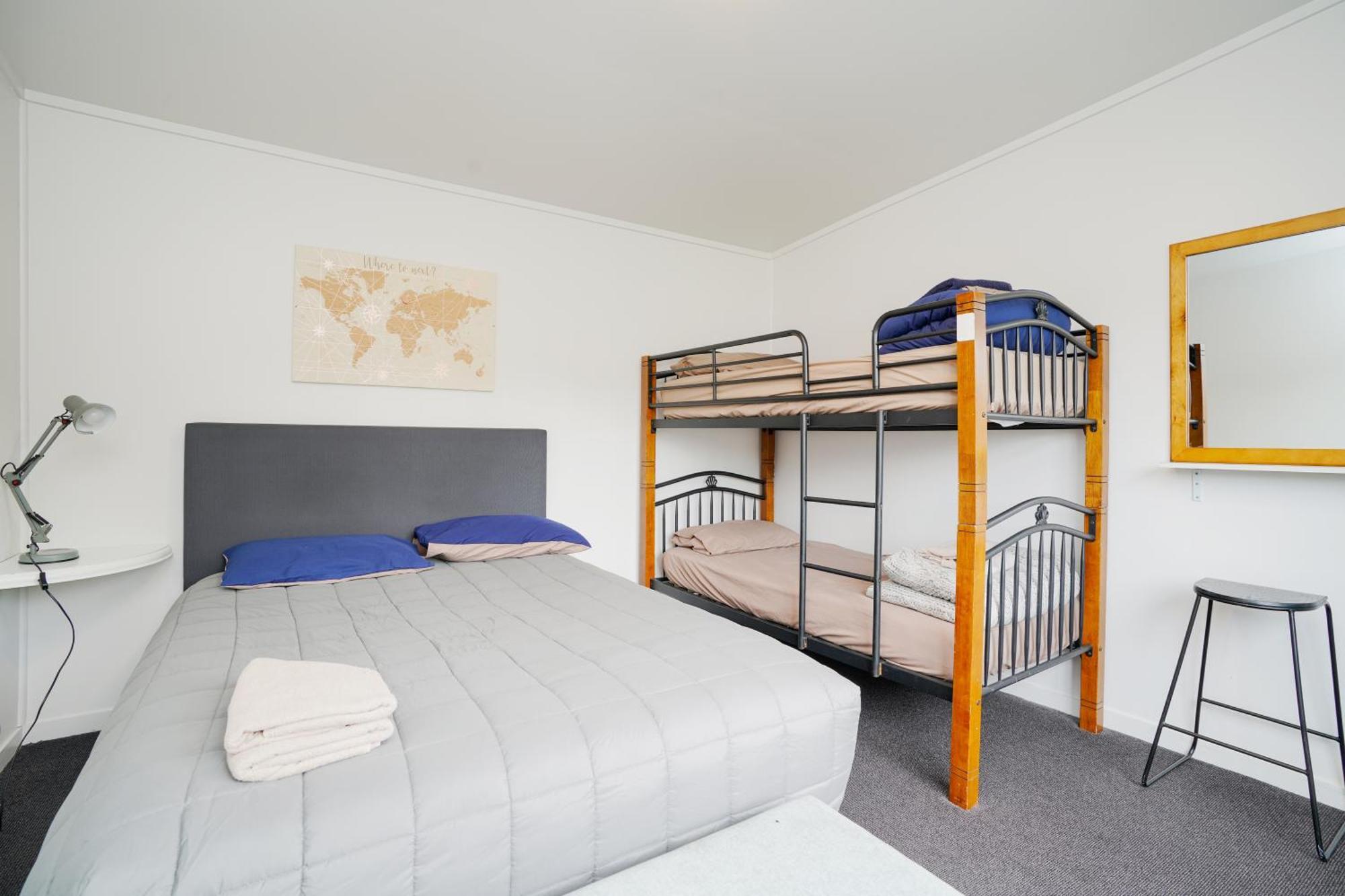 Beach Road Holiday Park Otatara Eksteriør billede