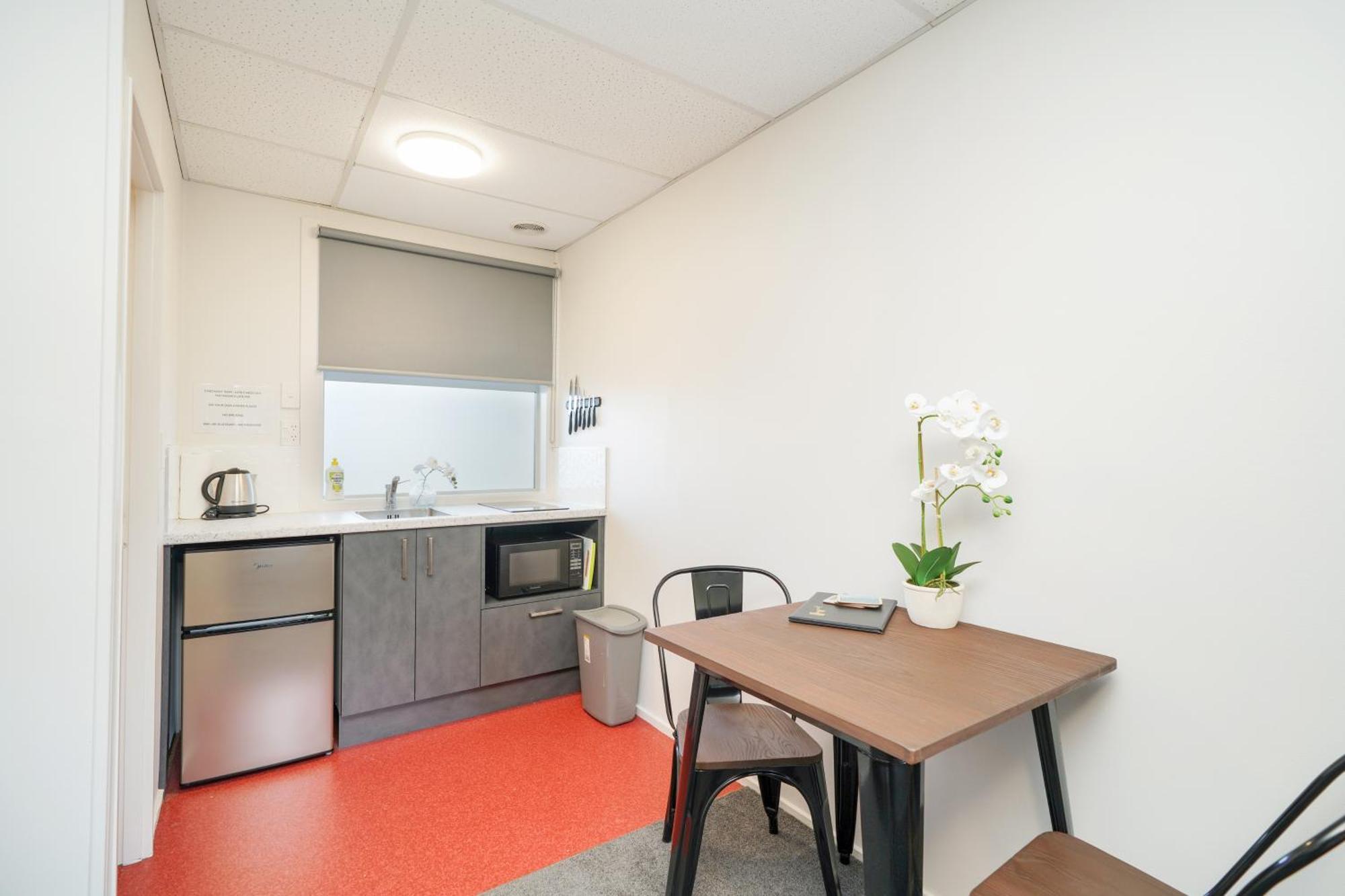 Beach Road Holiday Park Otatara Eksteriør billede